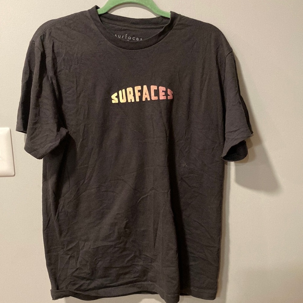 Surfaces band tee size medium